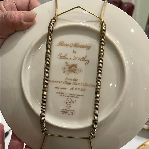 Lenox Set of 4 Decorative Bird Plates - Picture 2 of 6